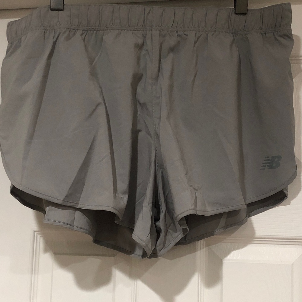 New Balance Women’s Light Gray Running Shorts